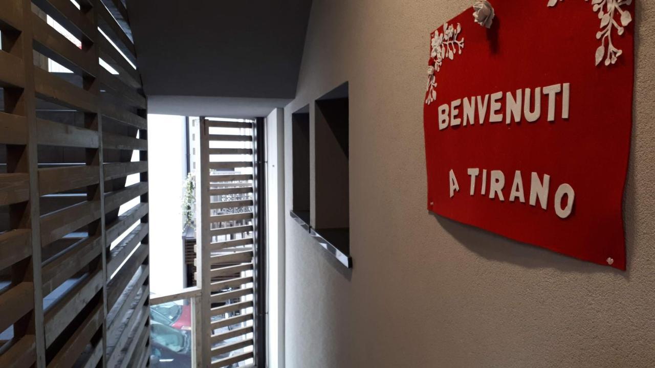 Hotel Bed & Rooms , Corte Rossa -1 Min Walk To Bernina Express ティラーノ エクステリア 写真