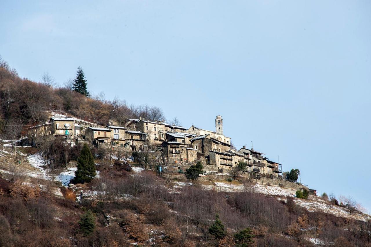 Hotel Bed & Rooms , Corte Rossa -1 Min Walk To Bernina Express ティラーノ エクステリア 写真
