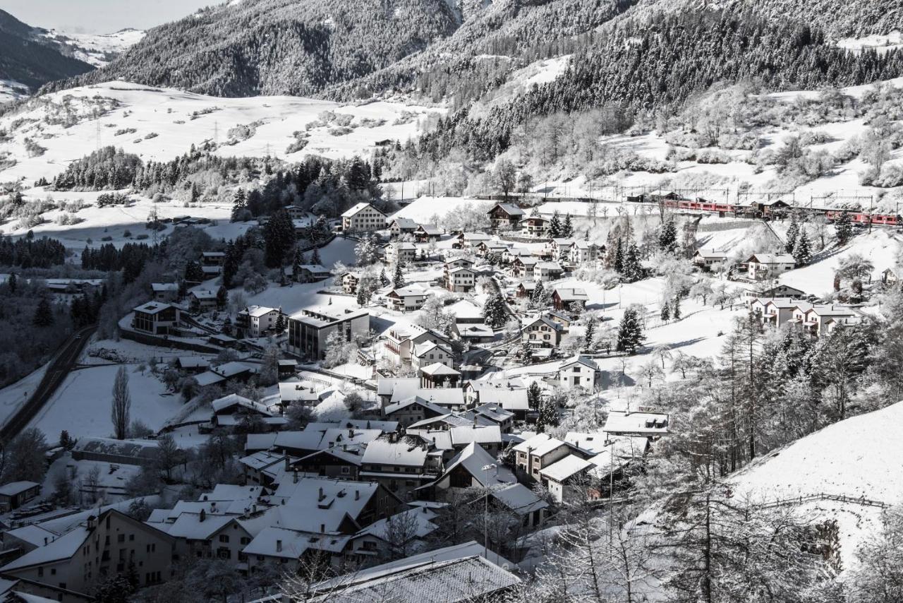 Hotel Bed & Rooms , Corte Rossa -1 Min Walk To Bernina Express ティラーノ エクステリア 写真
